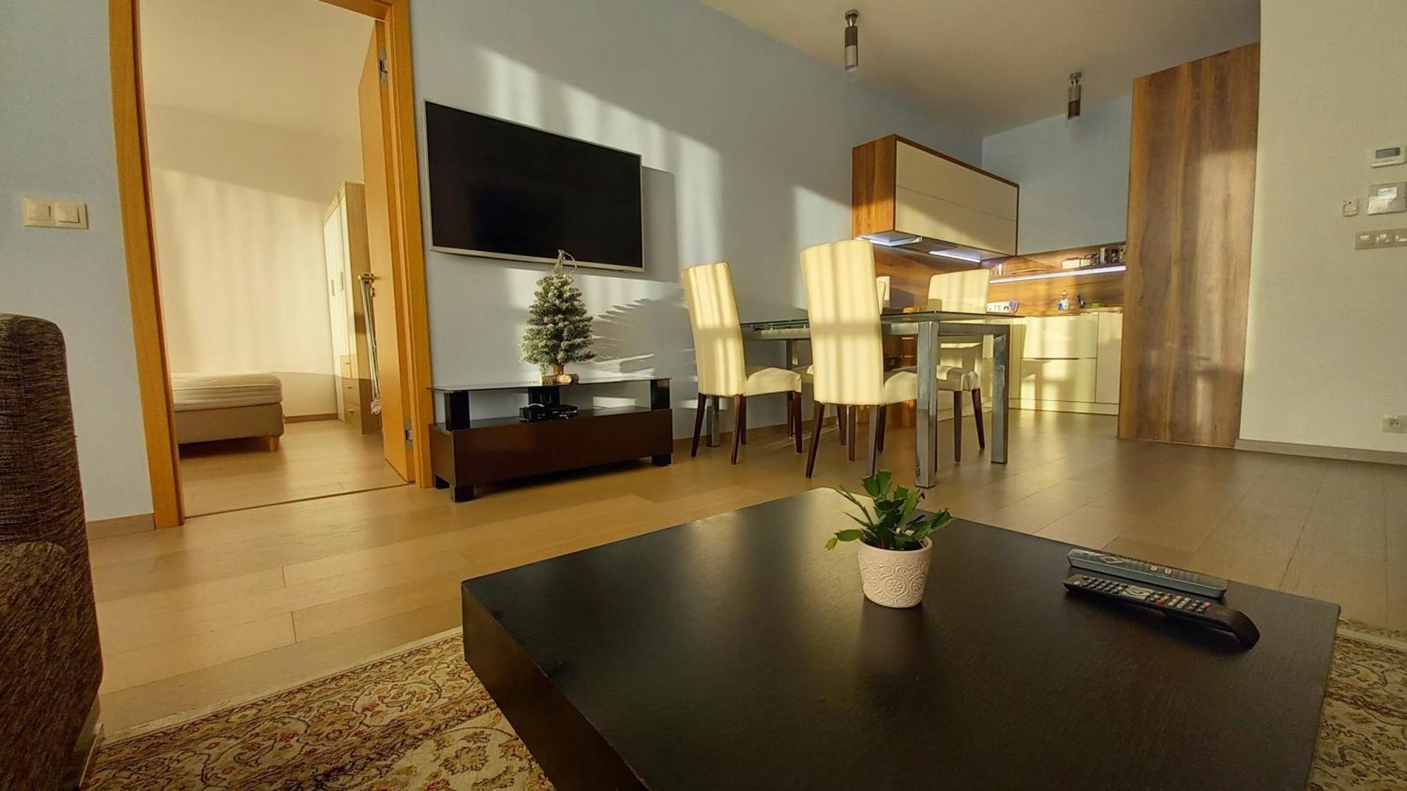 Panorama City - Spacious Apartment Near Eurovea Bratislava Exterior foto