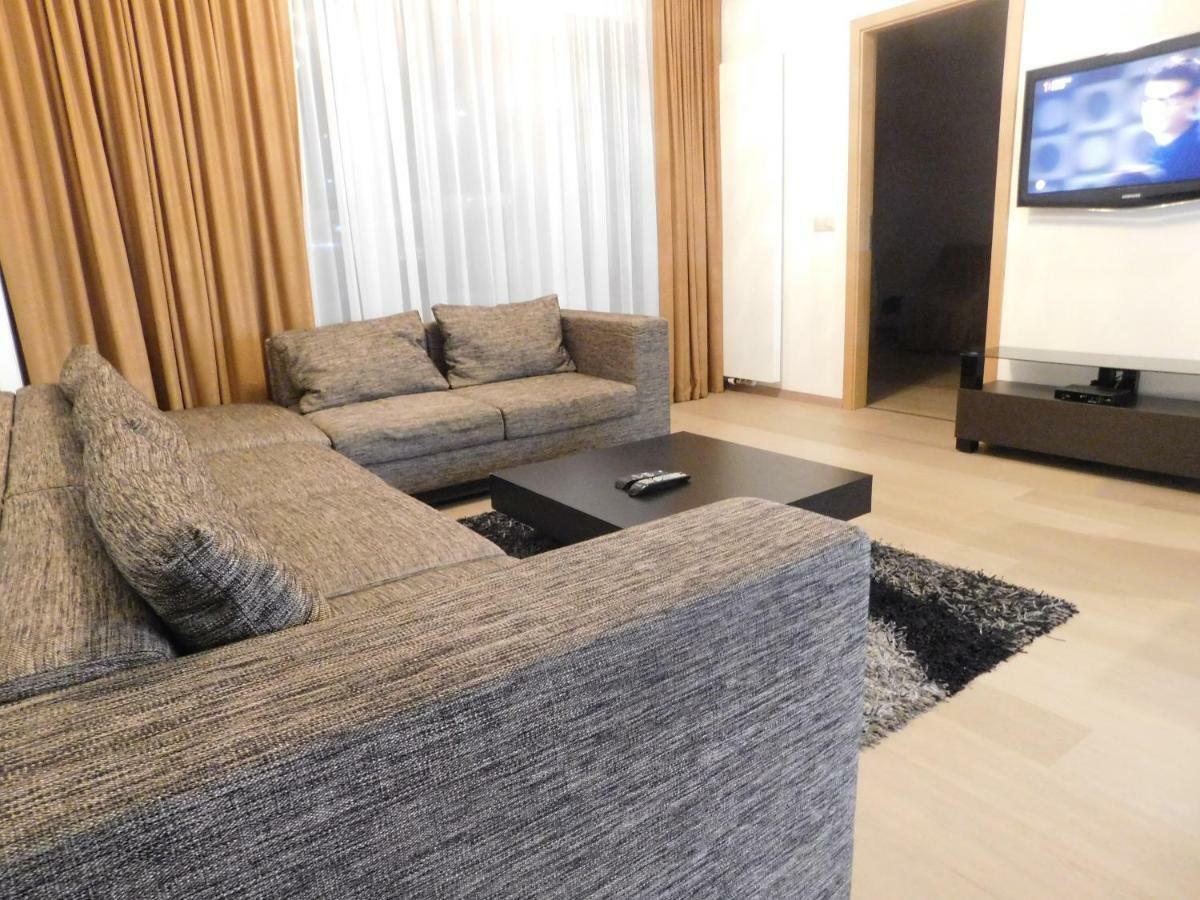 Panorama City - Spacious Apartment Near Eurovea Bratislava Exterior foto